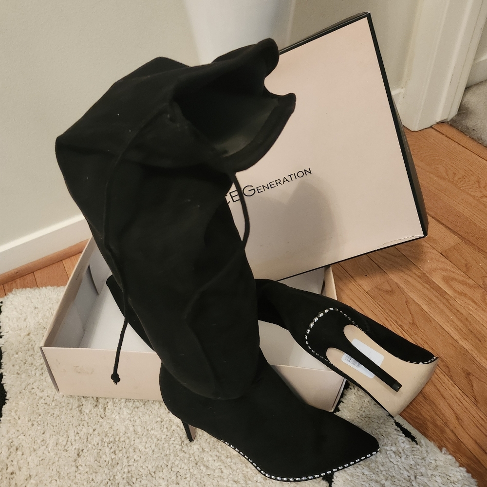 Black Boots